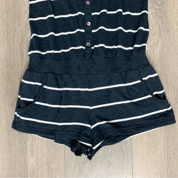 Aritzia TNA Striped Romper Playsuit Navy Blue Sleeveless Racerback Size XS - Picture 4 of 12